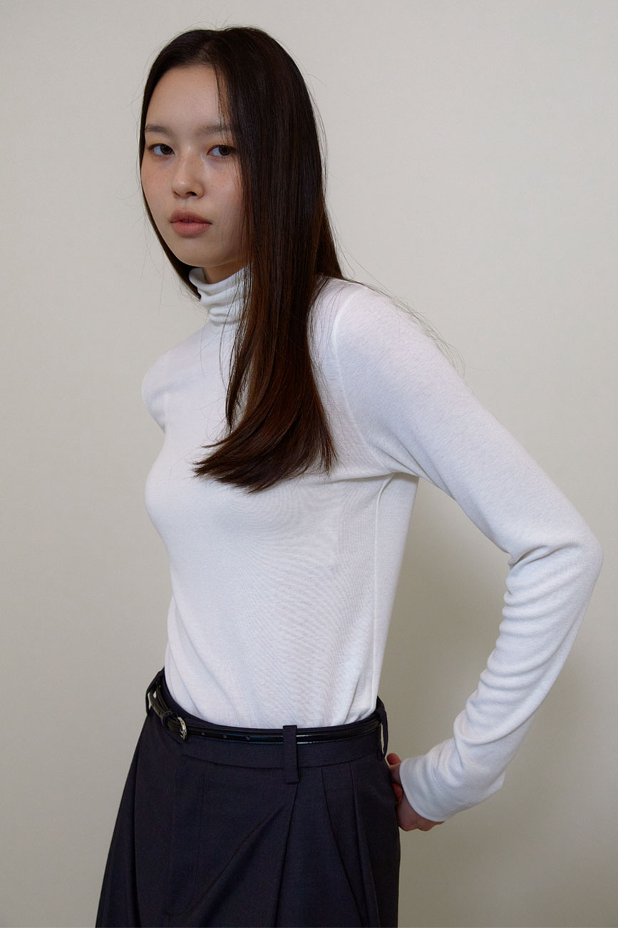 [RE] Classic Turtle neck T-shirts (Ivory)