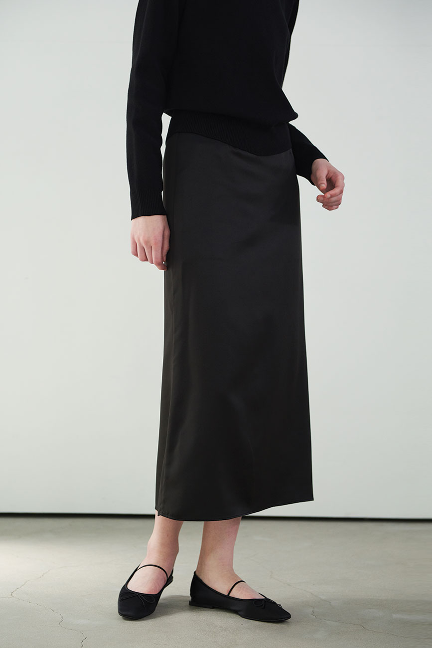 [RE] Satin maxi skirt (Black)