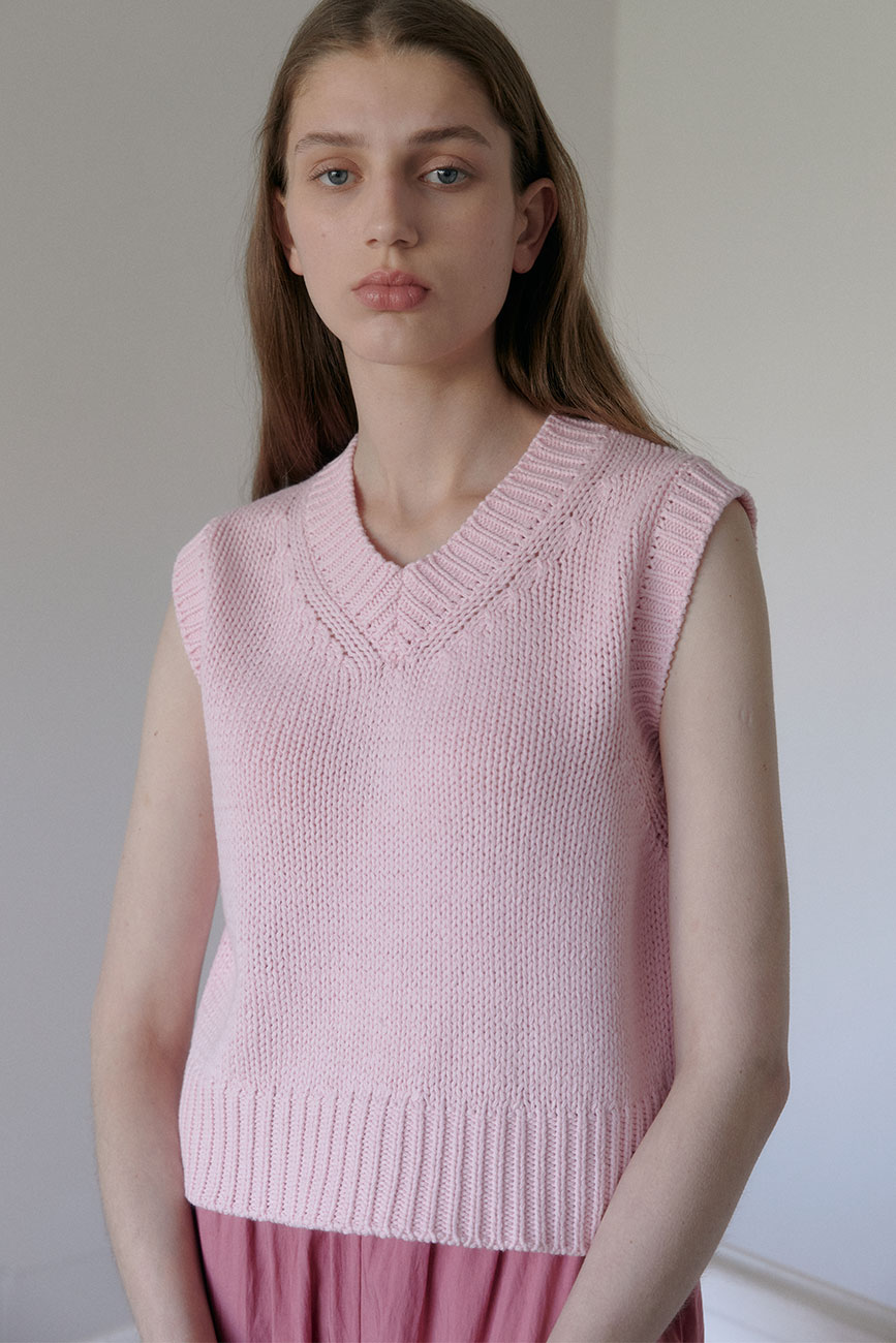V-Neck Cotton Vest (Soft Pink)